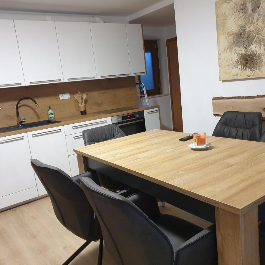Apartmaji Pri Medvedu Bohinj Ngoại thất bức ảnh